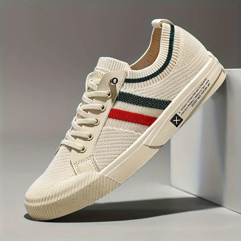 Men's Lightweight Casual Shoes - Street Fashion Male 评论和价格