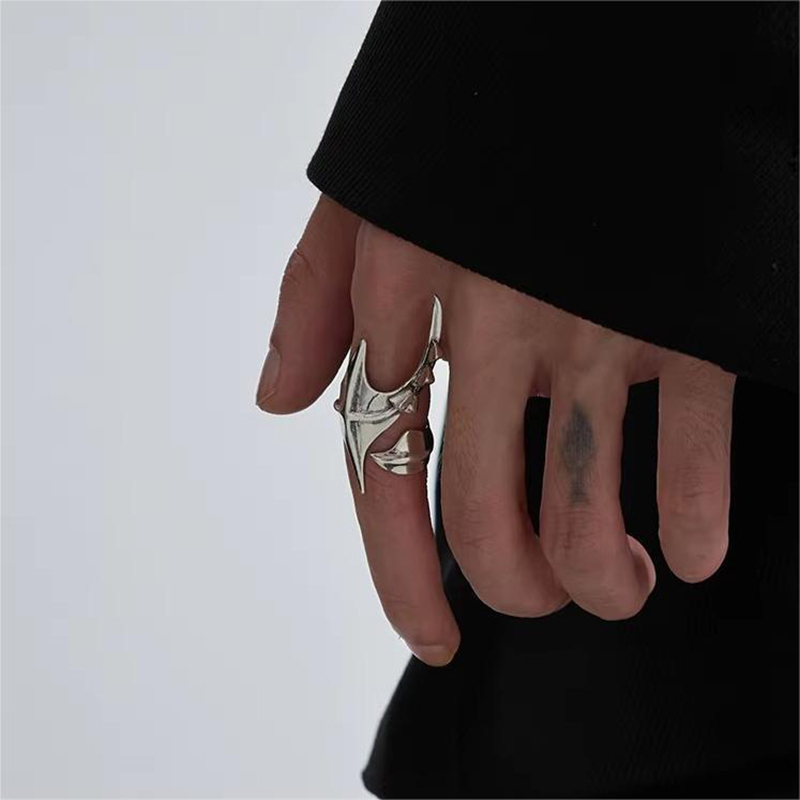 Cyberpunk Alien Irregular Ring - Street Fashion Rings 评论和价格